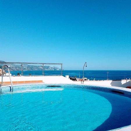 Maravilloso Apartamento Nerja Luaran gambar