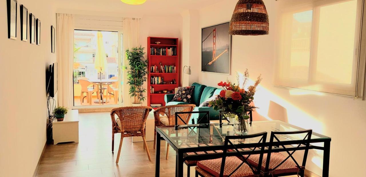 Maravilloso Apartamento Nerja Luaran gambar