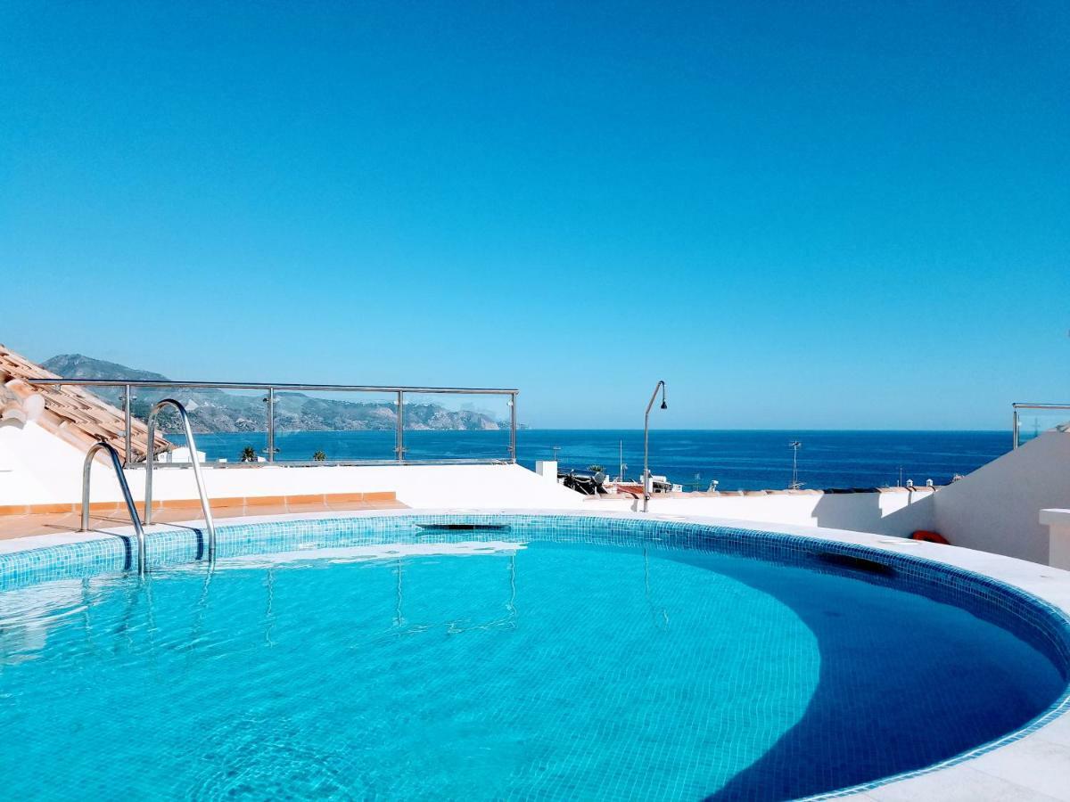 Maravilloso Apartamento Nerja Luaran gambar